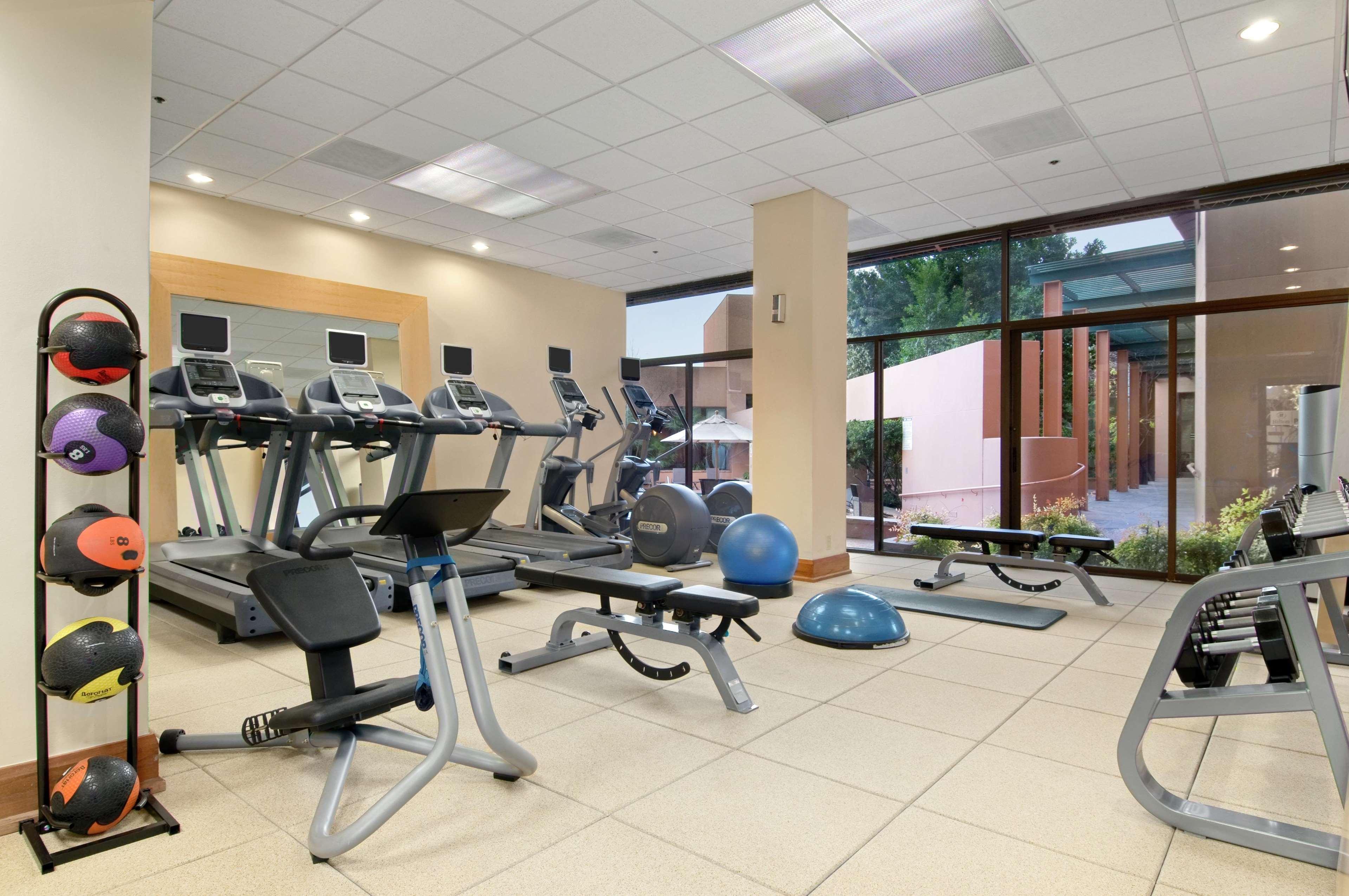 Doubletree By Hilton San Antonio Airport Hotel Екстериор снимка