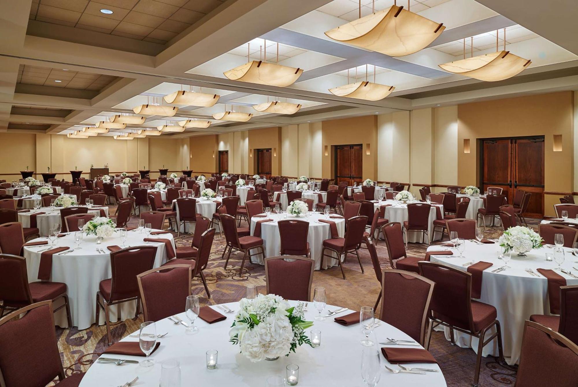 Doubletree By Hilton San Antonio Airport Hotel Екстериор снимка
