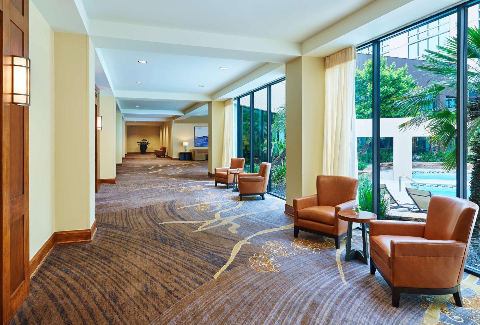 Doubletree By Hilton San Antonio Airport Hotel Екстериор снимка