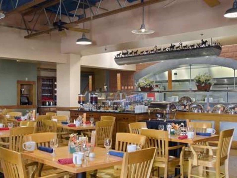 Doubletree By Hilton San Antonio Airport Hotel Екстериор снимка