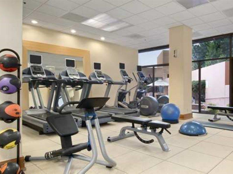 Doubletree By Hilton San Antonio Airport Hotel Екстериор снимка