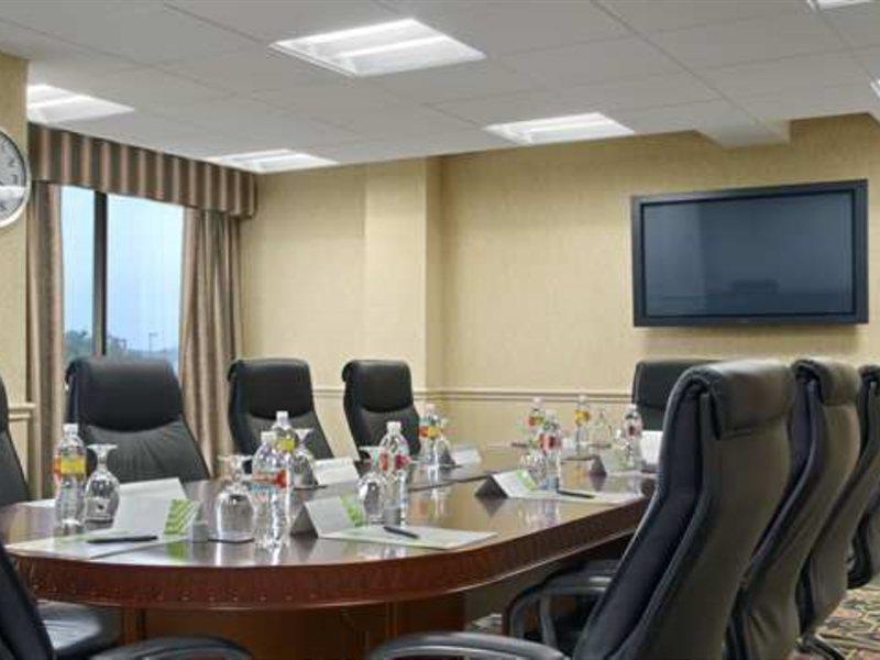 Doubletree By Hilton San Antonio Airport Hotel Екстериор снимка