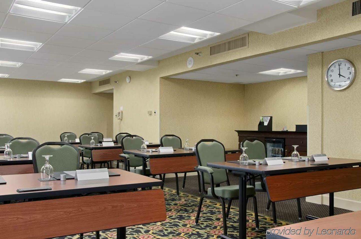 Doubletree By Hilton San Antonio Airport Hotel Съоръжения снимка